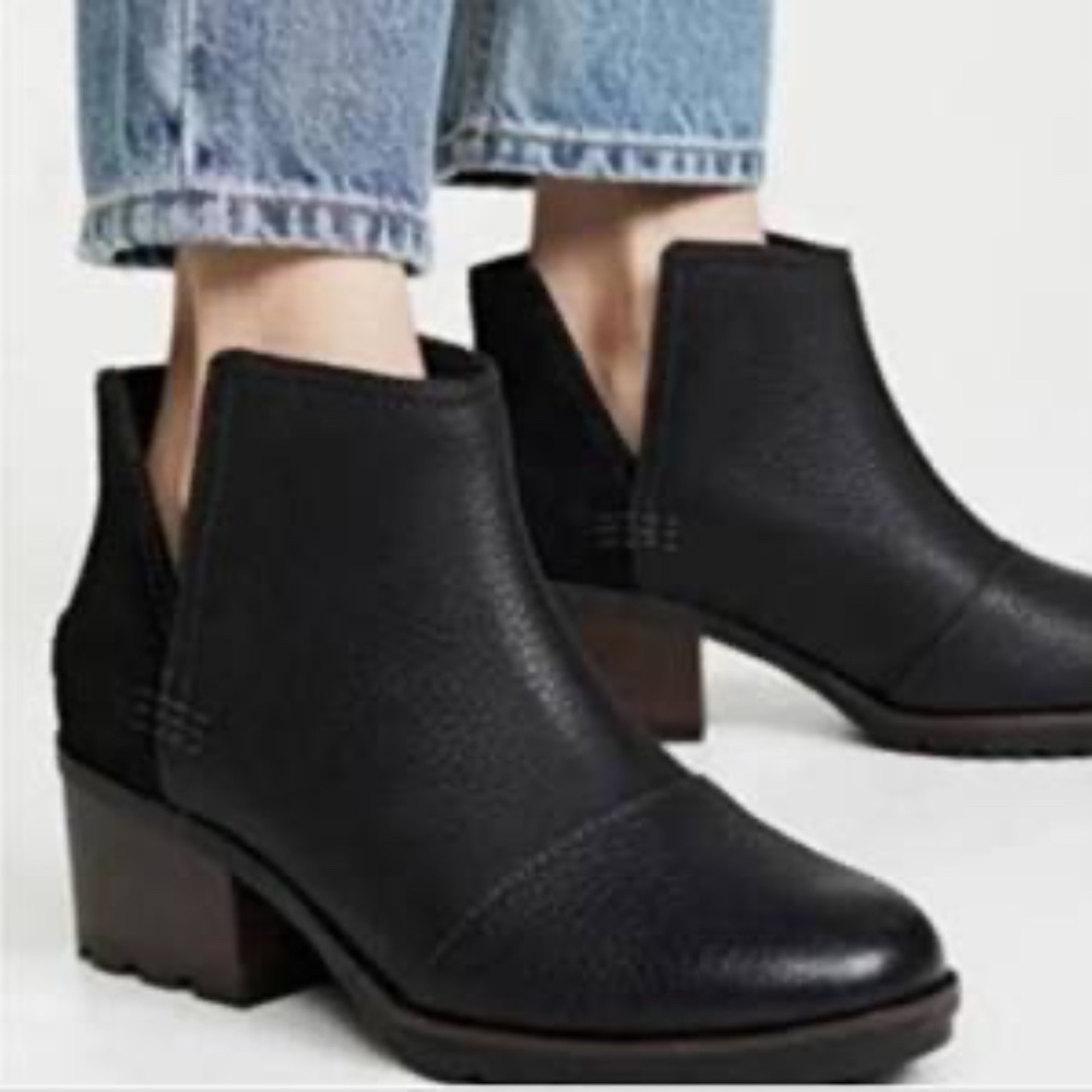 Sorel Cate Waterproof Leather/Suede Booties Size 10